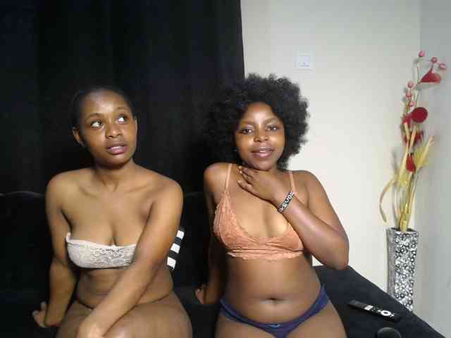 SexyEbonyZ webcam