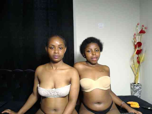 SexyEbonyZ webcam