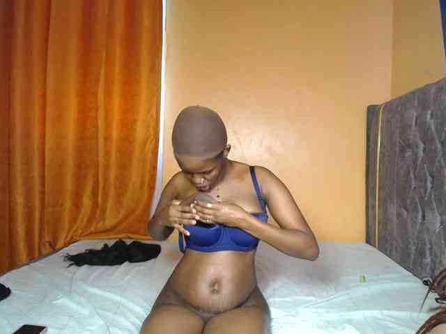 SexyEbonyZ webcam