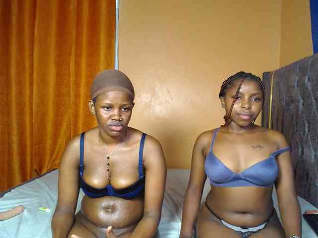 SexyEbonyZ webcam