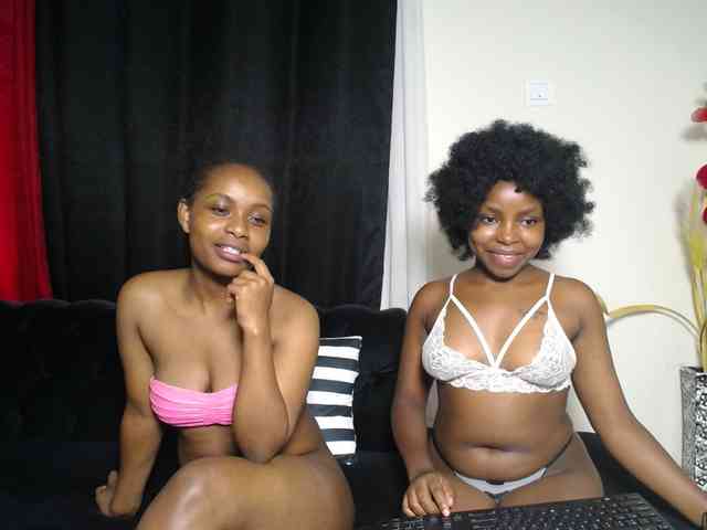SexyEbonyZ webcam