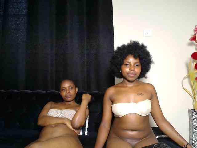 SexyEbonyZ webcam