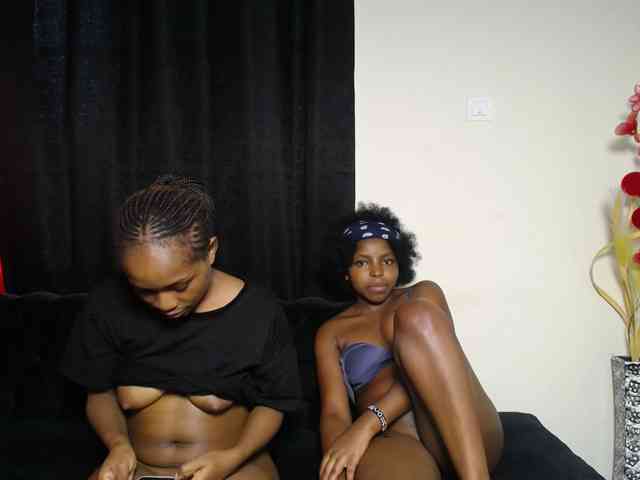 SexyEbonyZ webcam