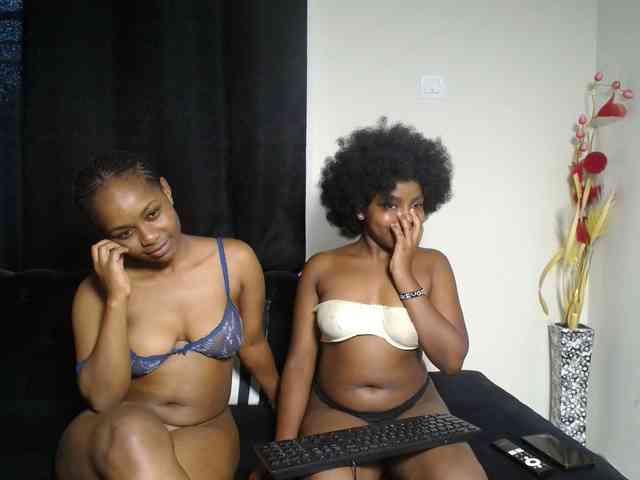 SexyEbonyZ webcam