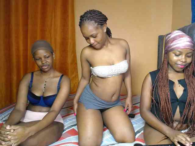 SexyEbonyZ webcam