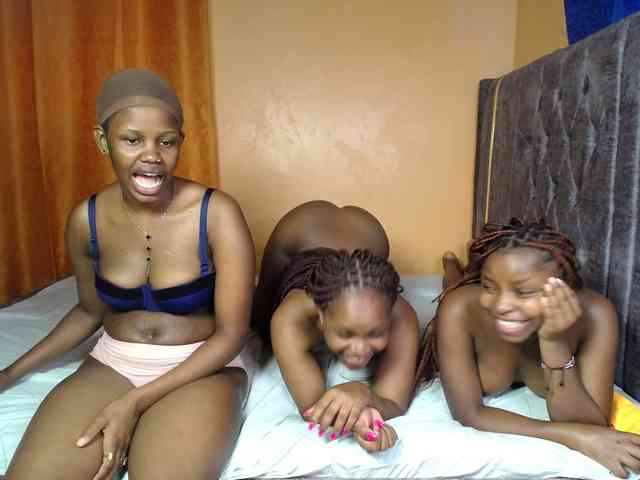SexyEbonyZ webcam