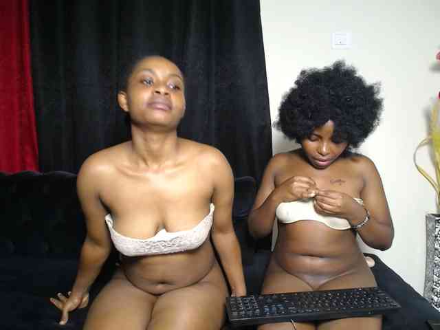 SexyEbonyZ webcam