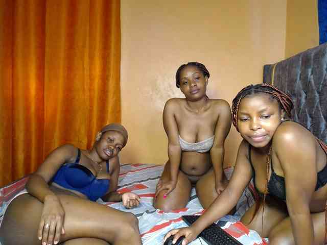 SexyEbonyZ webcam