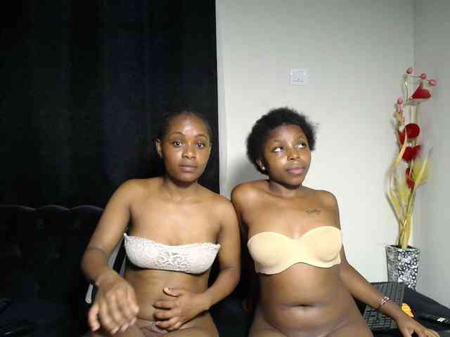 SexyEbonyZ webcam