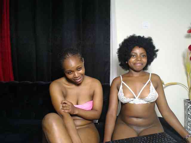 SexyEbonyZ webcam