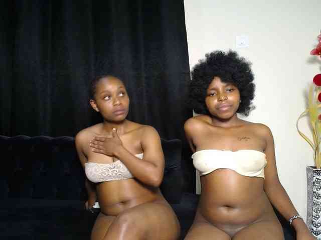 SexyEbonyZ webcam