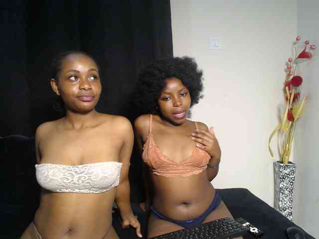 SexyEbonyZ webcam