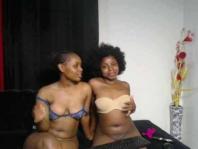 SexyEbonyZ webcam
