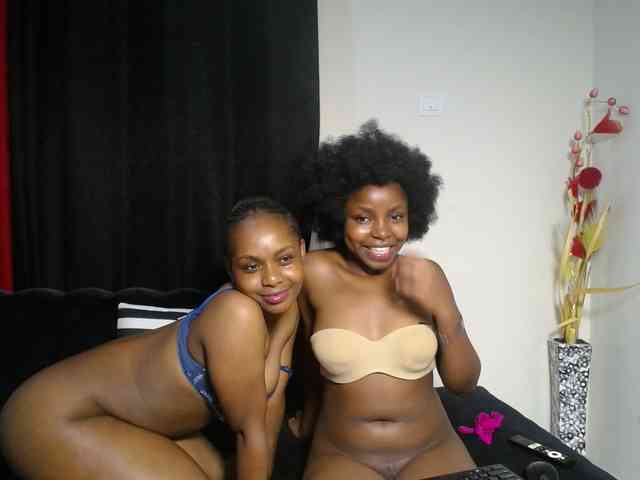 SexyEbonyZ webcam