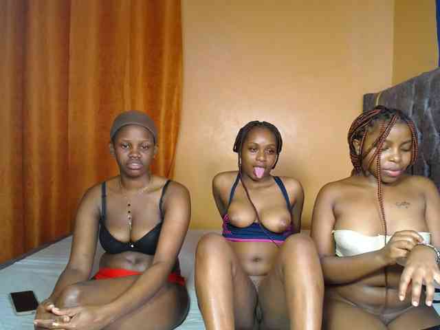 SexyEbonyZ webcam