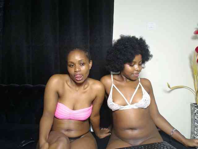 SexyEbonyZ webcam