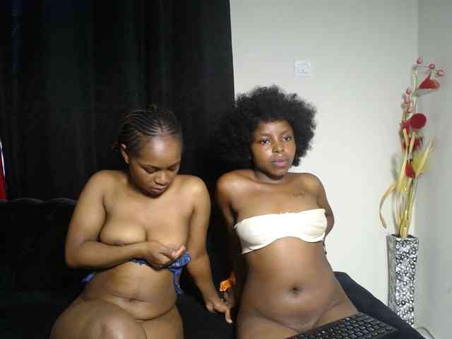 SexyEbonyZ webcam
