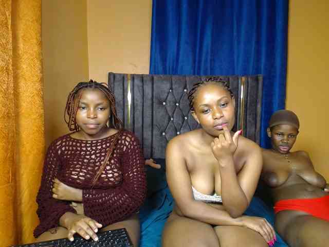 SexyEbonyZ webcam