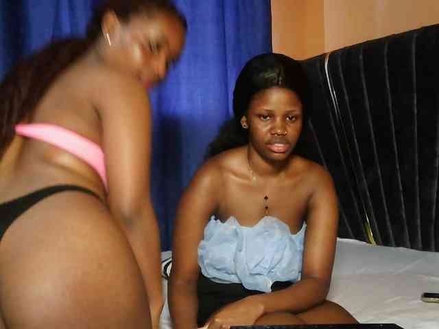 SexyEbonyZ webcam