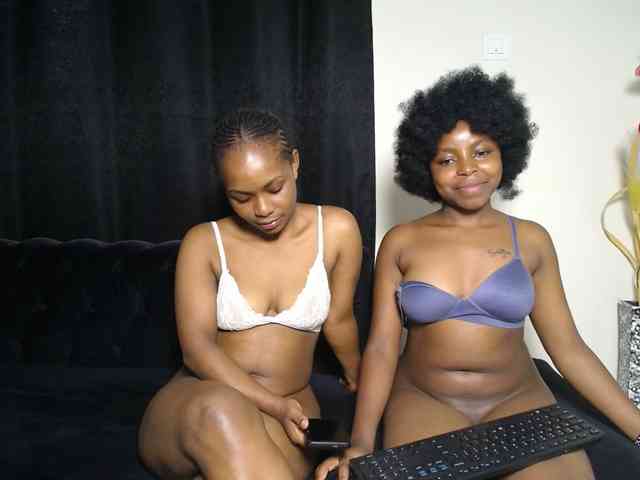 SexyEbonyZ webcam