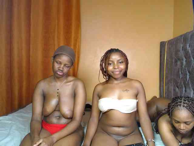 SexyEbonyZ webcam