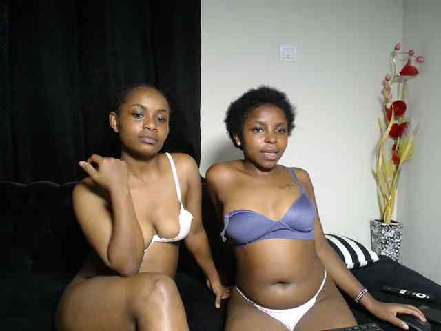 SexyEbonyZ webcam