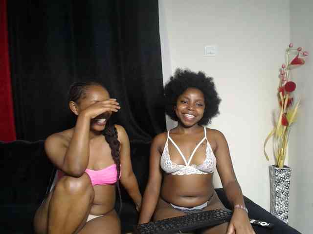 SexyEbonyZ webcam