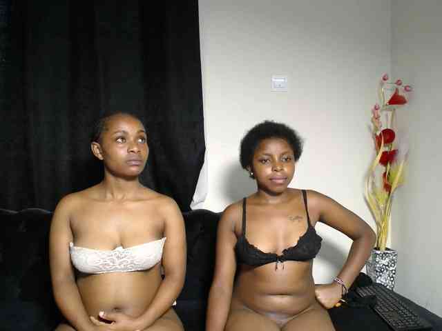 SexyEbonyZ webcam