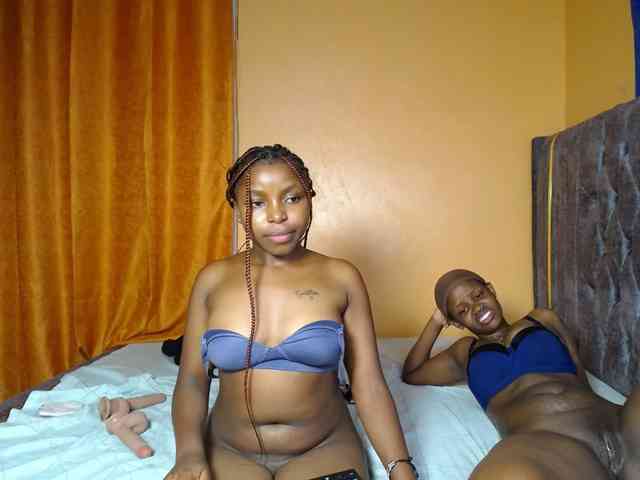 SexyEbonyZ webcam