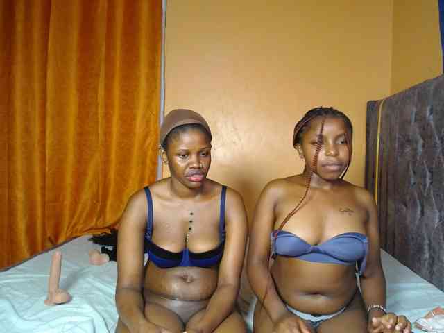SexyEbonyZ webcam