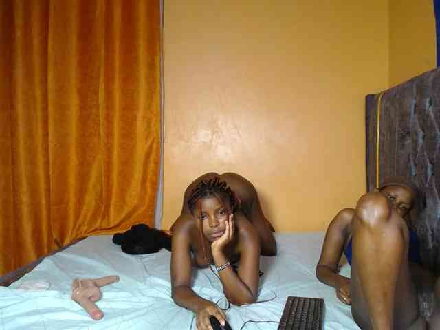 SexyEbonyZ webcam
