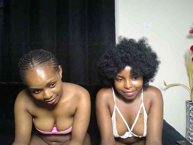 SexyEbonyZ webcam