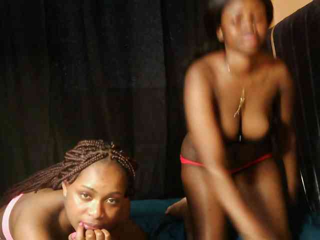 SexyEbonyZ webcam