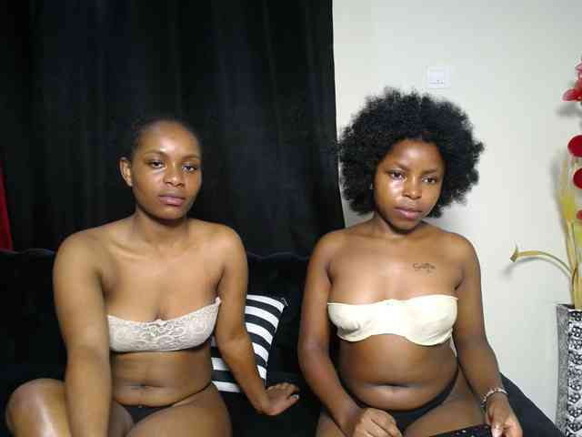 SexyEbonyZ webcam