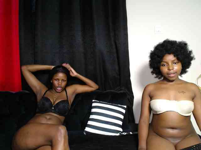 SexyEbonyZ webcam