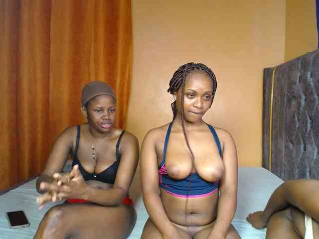 SexyEbonyZ webcam