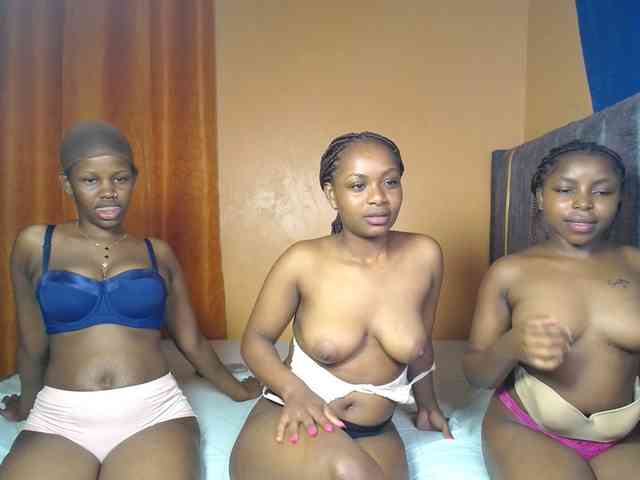 SexyEbonyZ webcam