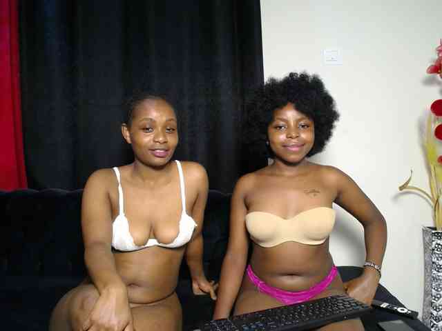 SexyEbonyZ webcam