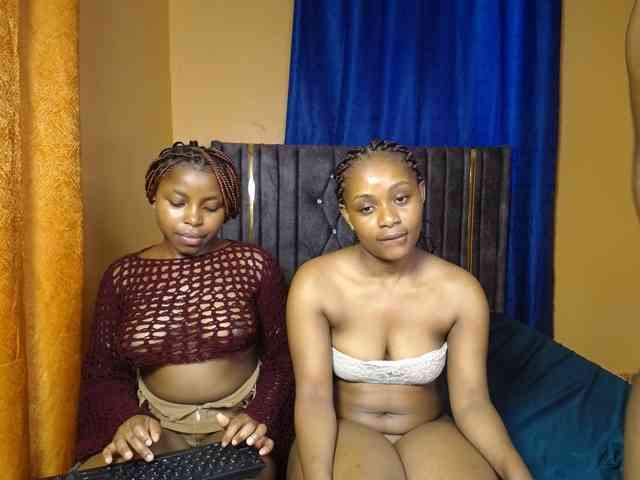 SexyEbonyZ webcam