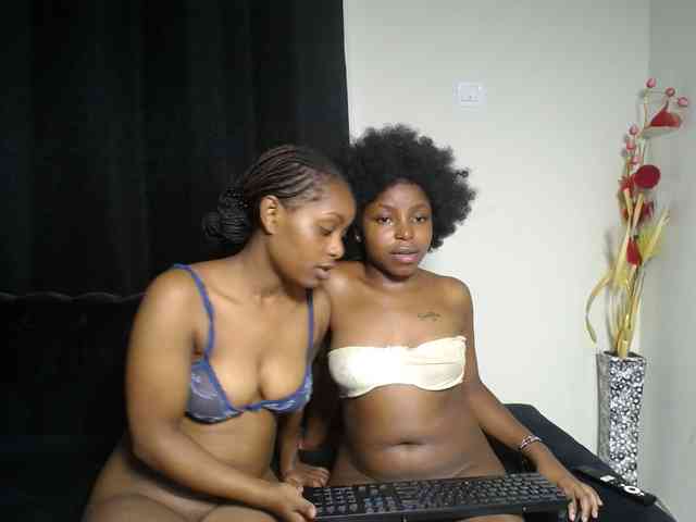 SexyEbonyZ webcam