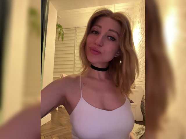 ViviRoss's BongaCams show and profile