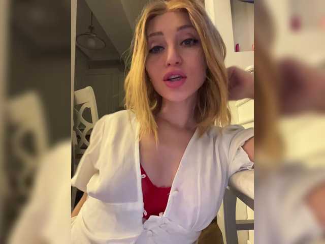 в попе у ViviRoss