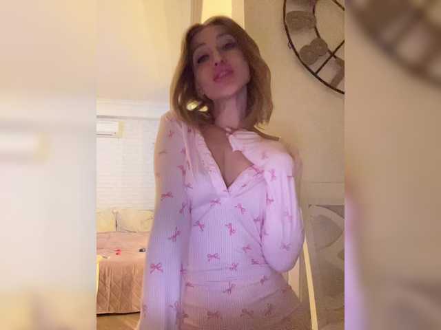 ViviRoss's BongaCams show and profile