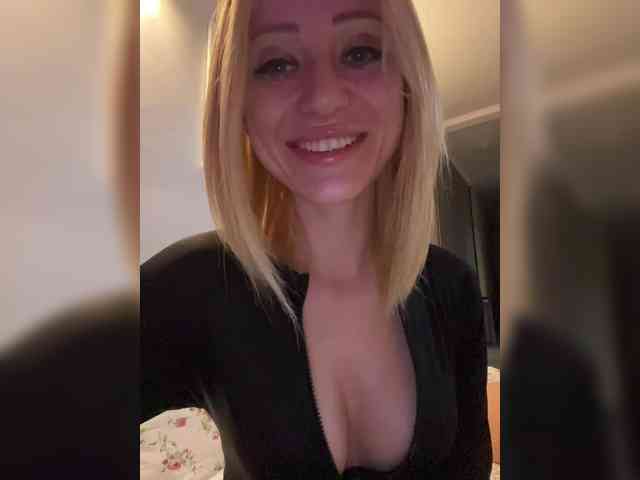 ViviRoss Live Webcam on BongaCams