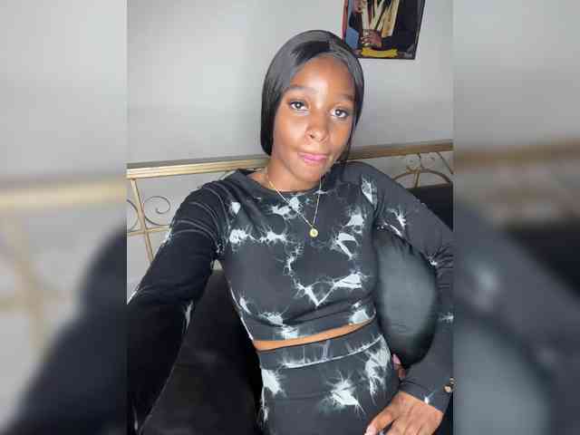 MakiBounce webcam