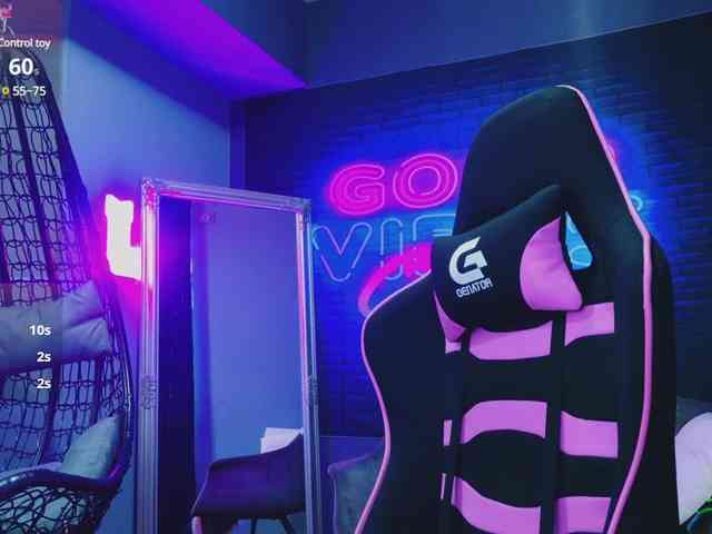 AlessiaCroft webcam