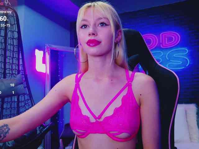 AlessiaCroft webcam