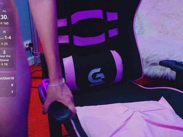 AlessiaCroft webcam