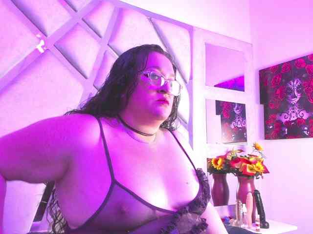 orianadams webcam