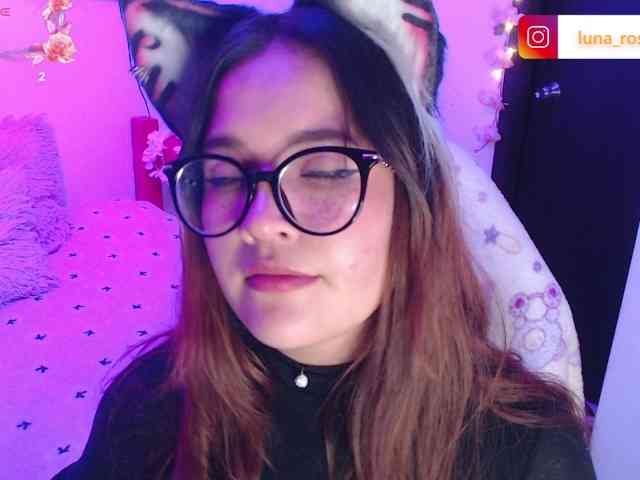 Dollielove webcam